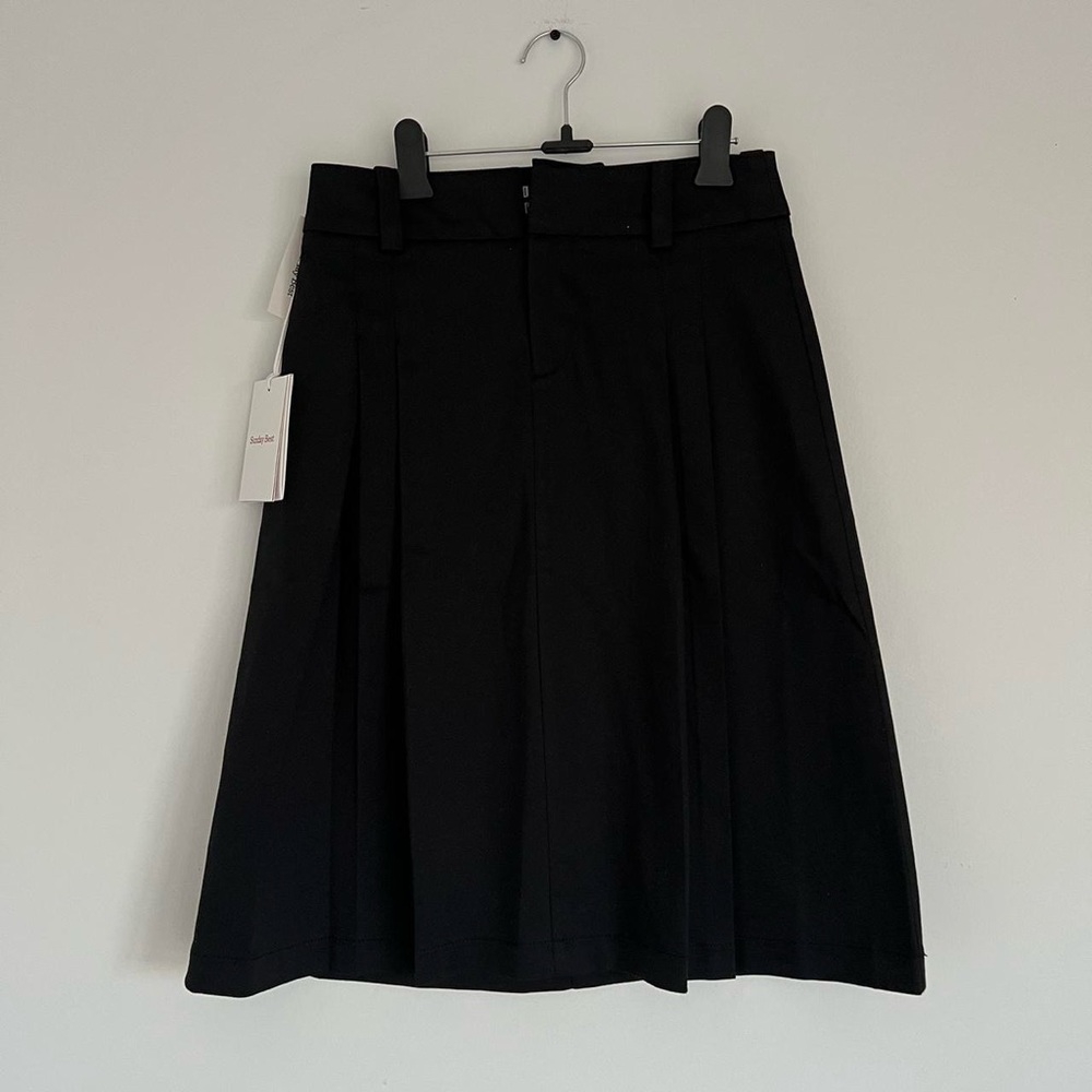 Aritzia Sunday Best Black Rider Midi Skirt in 00